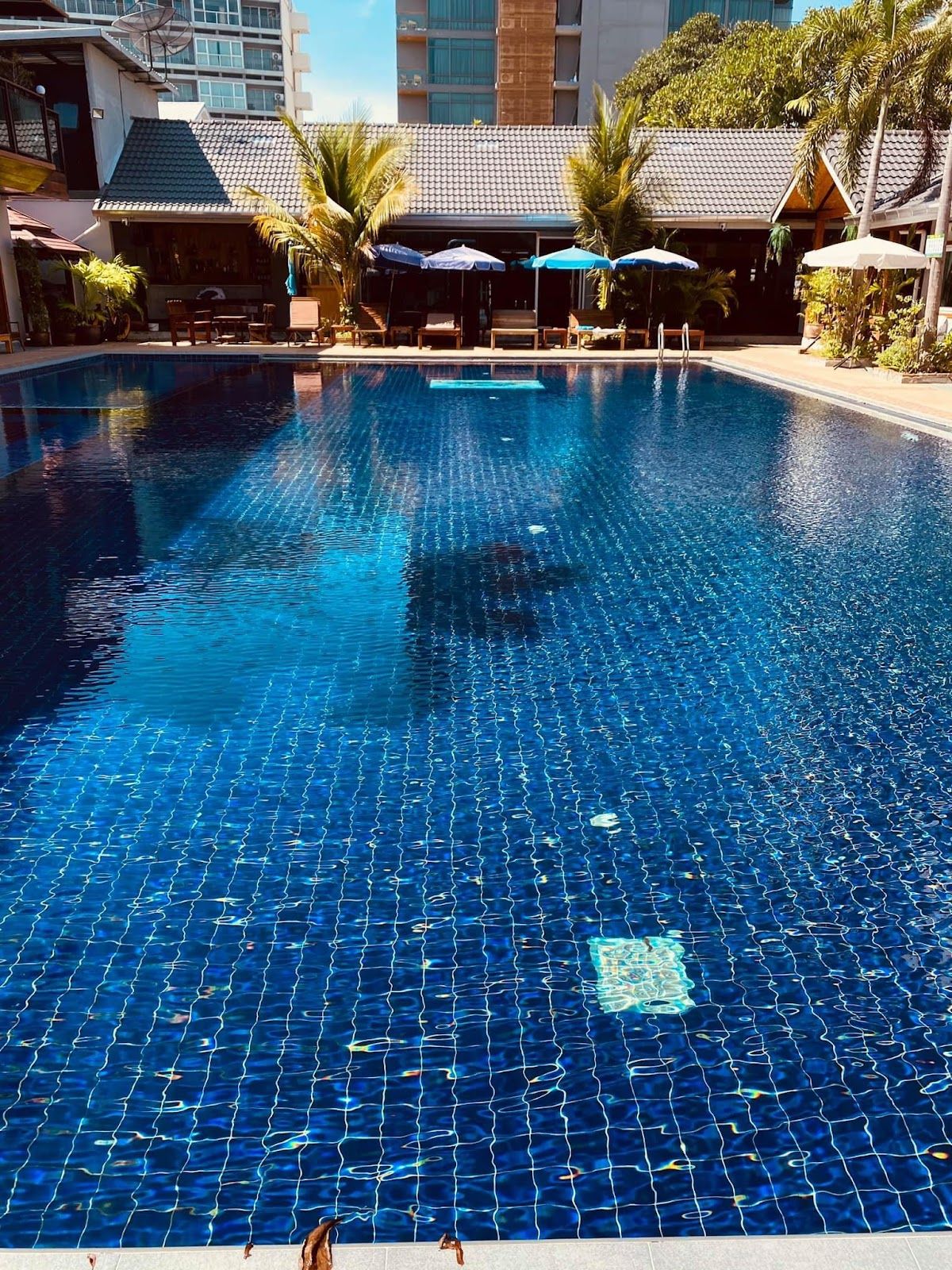 Paradise Land Resort room interior in Central Pattaya