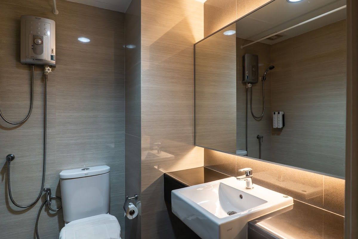 Ploen Place Residence room interior in Naklua