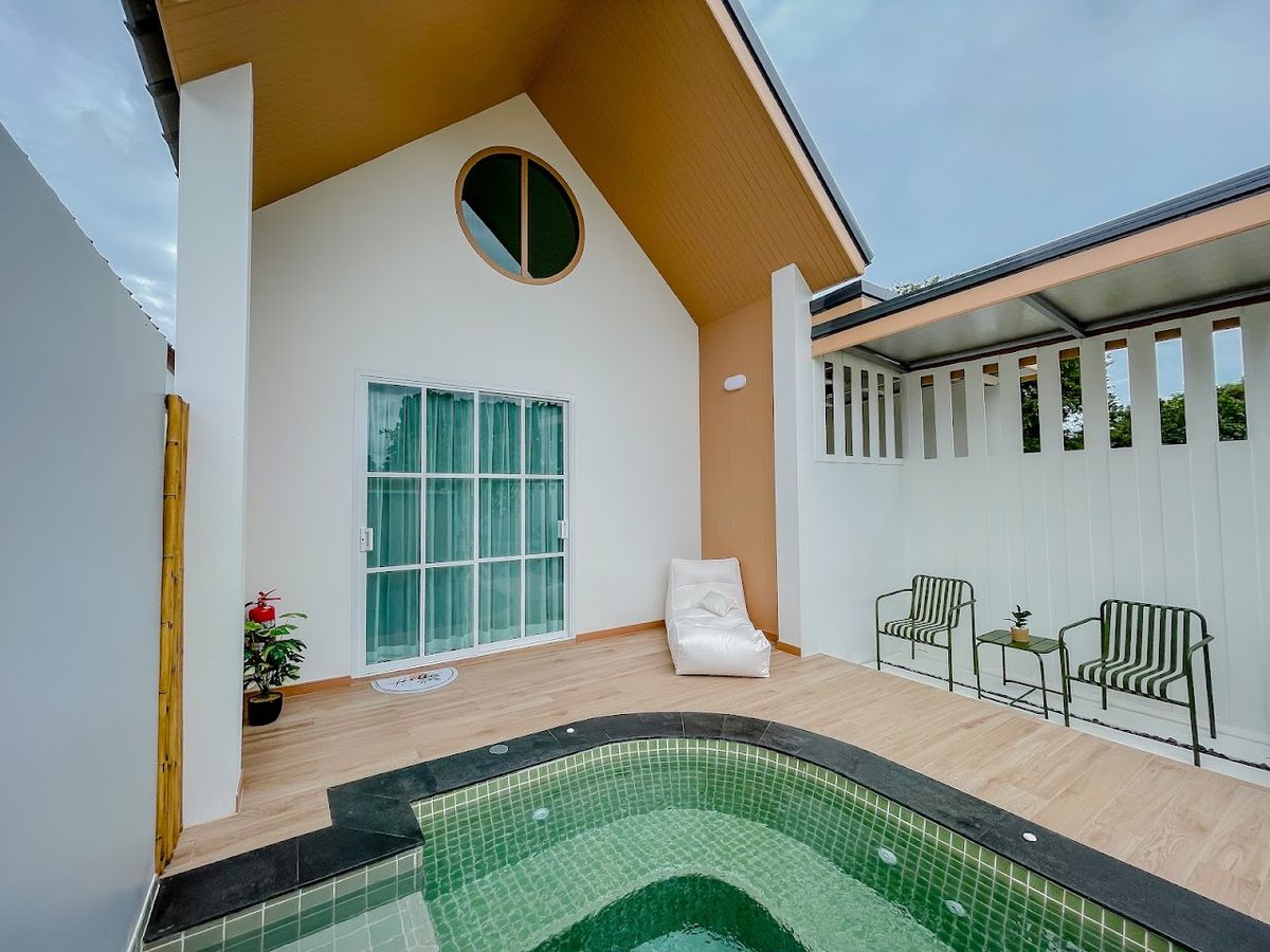 Rabbit Villa Bangsaray room interior in Bang Saray