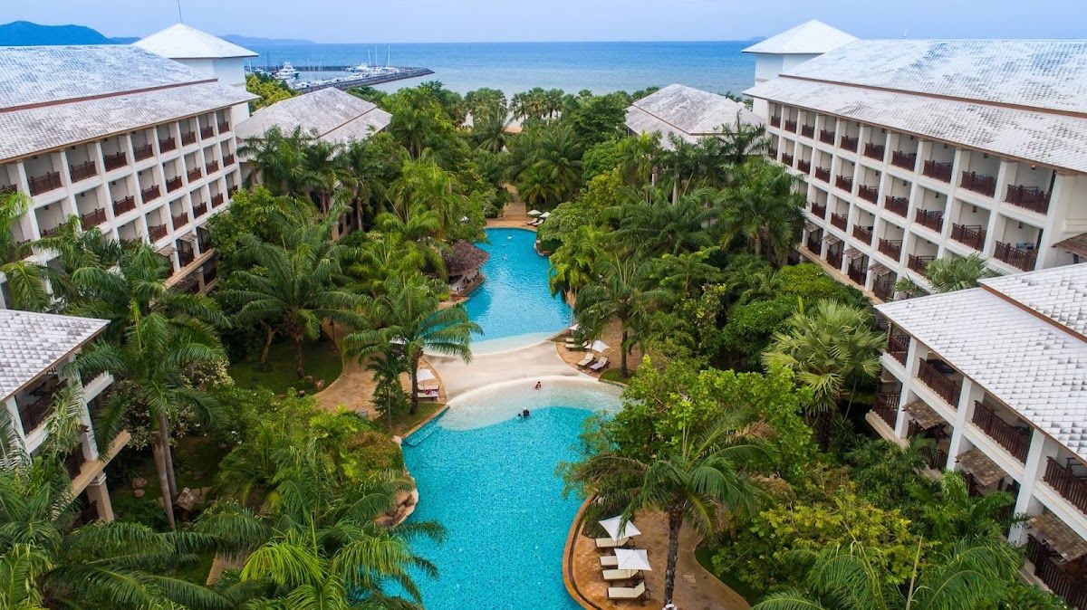 Ravindra Beach Resort & Spa exterior in Central Pattaya