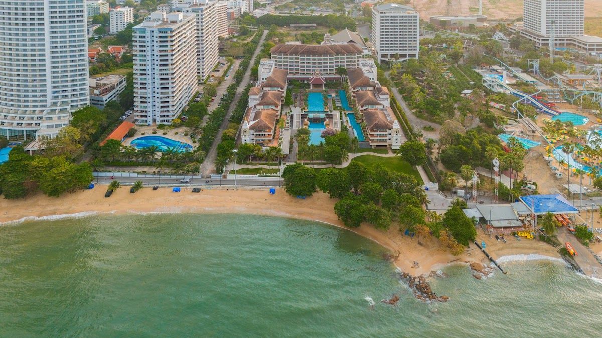 Raya Heritage Resort Pattaya exterior in North Pattaya
