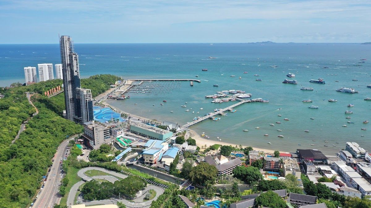 Royal Palace Hotel - Pattaya exterior in Central Pattaya