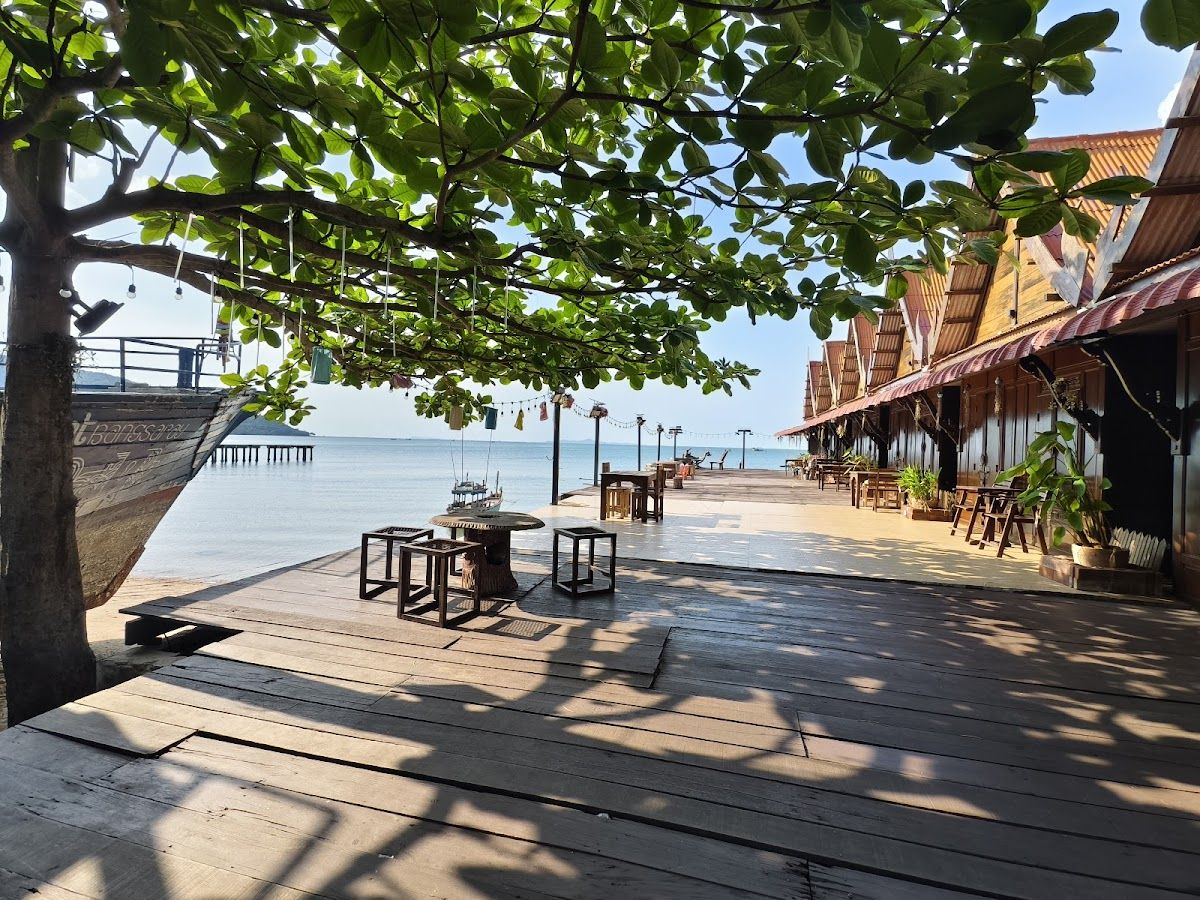 Ruenton Resort facilities in Bang Saray