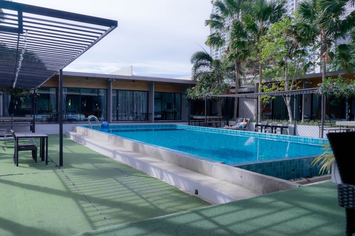 S Club & Hotel exterior in Jomtien Beach