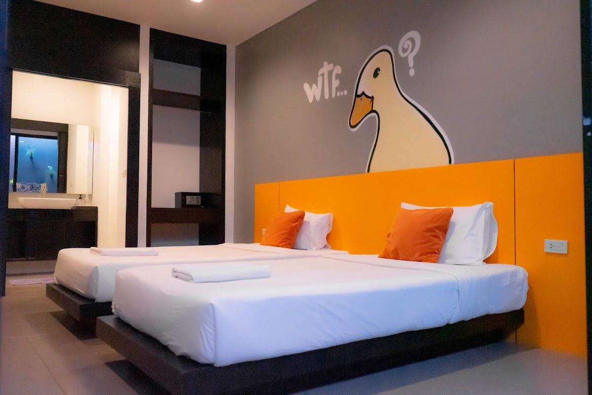 S Club & Hotel pool and grounds in Jomtien Beach