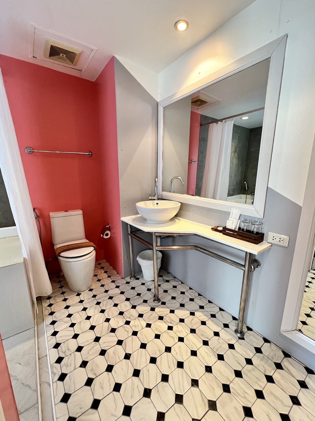 Sandalay Resort facilities in Central Pattaya