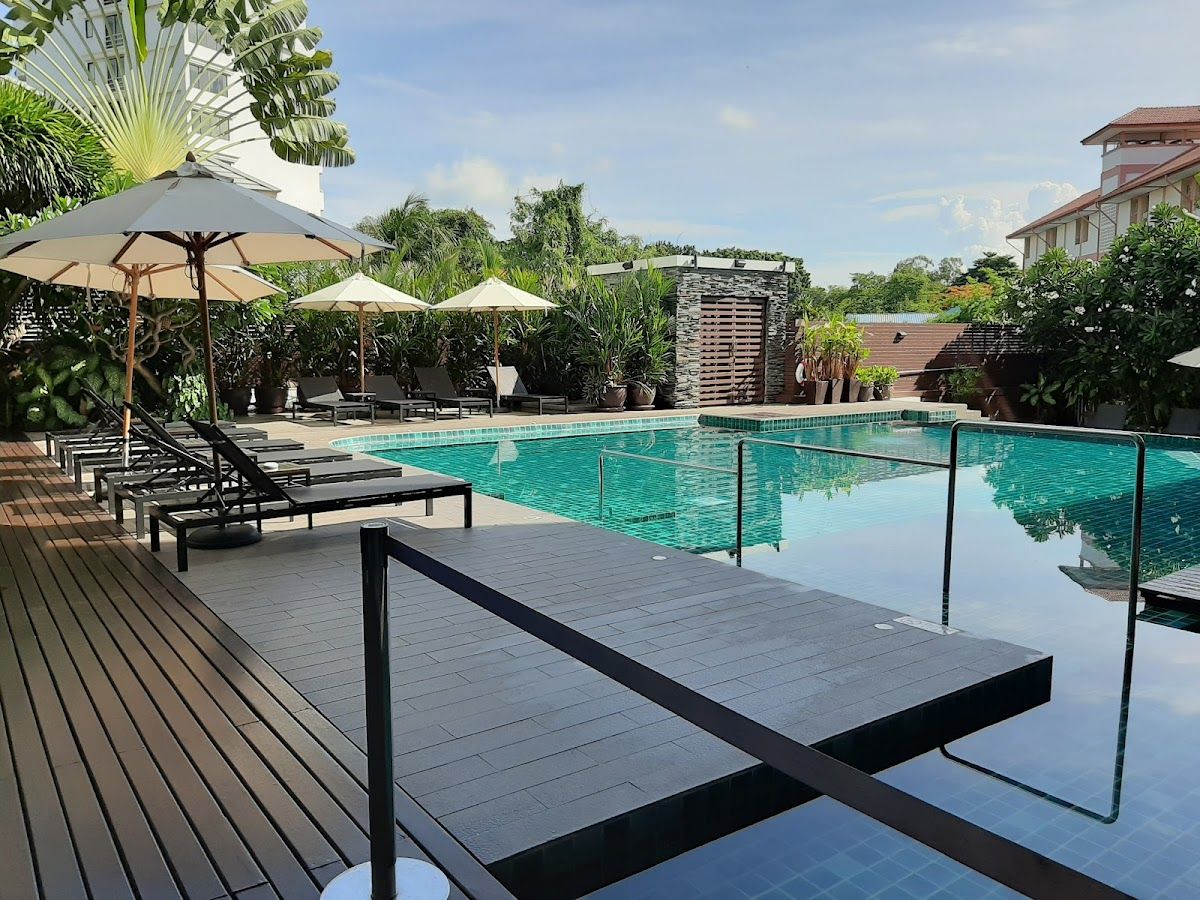 Signature Pattaya Hotel room interior in Central Pattaya
