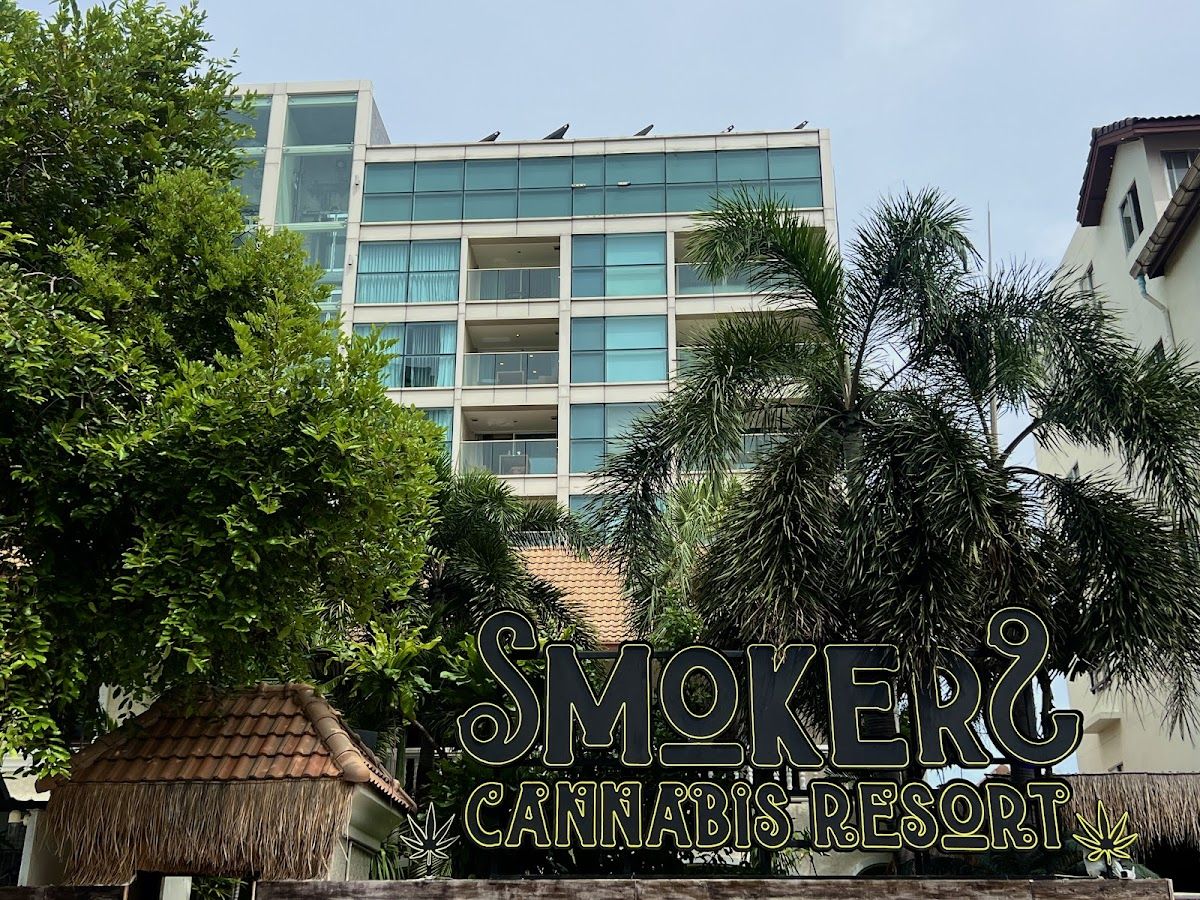 Smokers Beach Club & Cannabis Resort room interior in Jomtien Beach