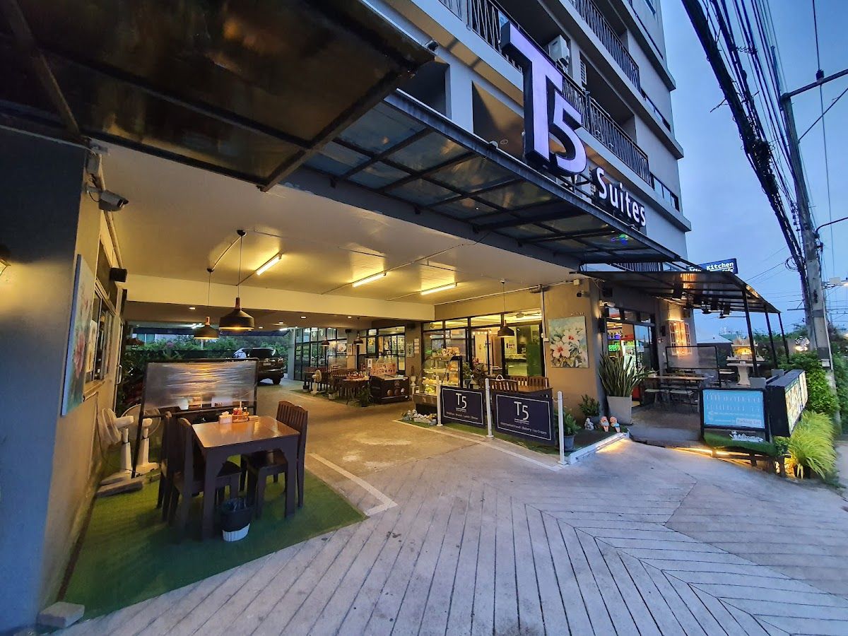 T5 Suites @ Pattaya Thailand exterior in Central Pattaya