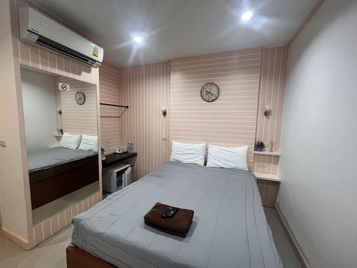 The Aam Resort (ดิแอม รีสอร์ท) facilities in Bang Saray