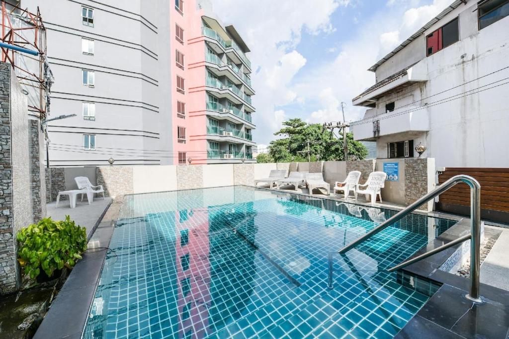 The ESSE Hotel Pattaya exterior in Pratumnak Hill