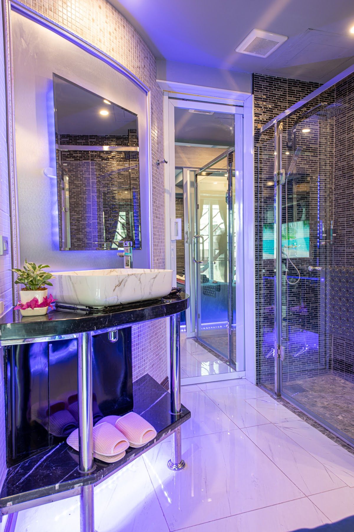 The Globe Hotel facilities in Central Pattaya