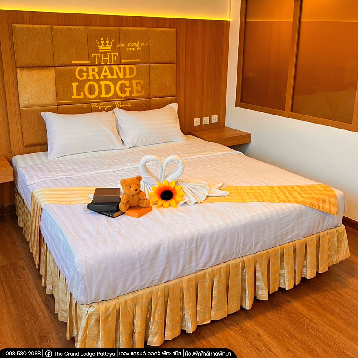 The Grand Lodge Pattaya @Pattaya Beach pool and grounds in Central Pattaya