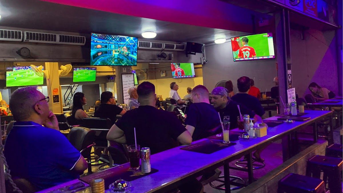 The Sports Lounge room interior in Central Pattaya