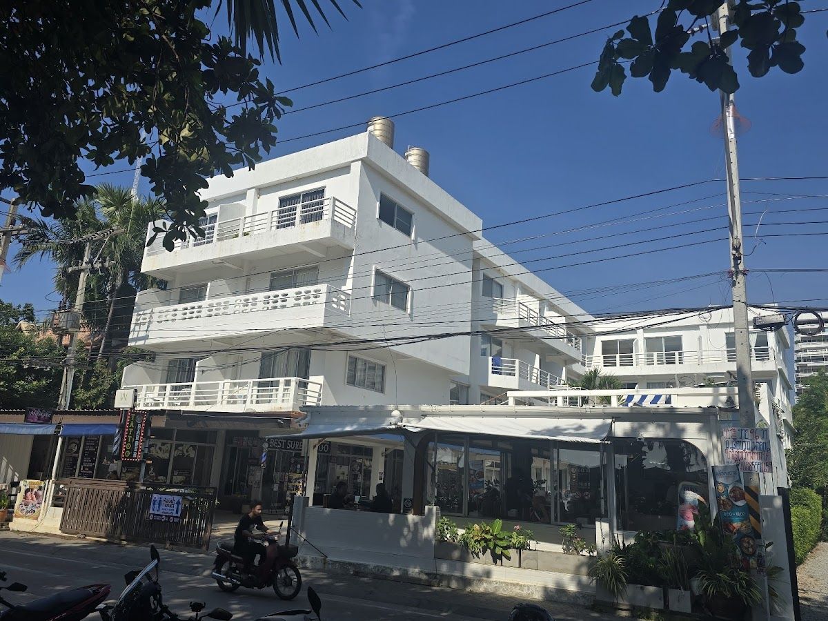 The White House Pattaya facilities in Naklua