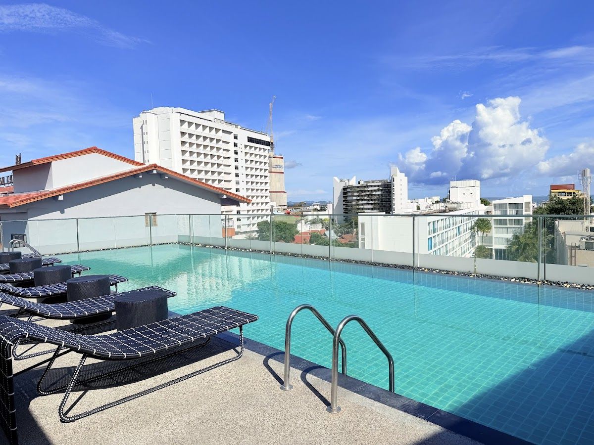 Travelodge Pattaya exterior in Central Pattaya