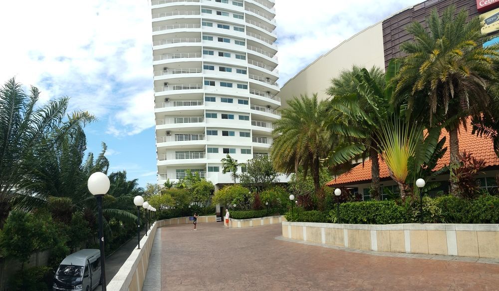 Vtsix Condos at View Talay 6 Pattaya exterior in Central Pattaya