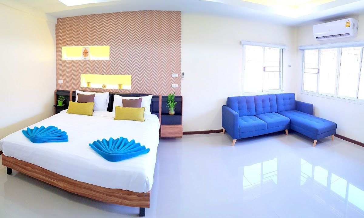 Walking Street Residence - Suites near the Beach and Walking Street (formerly AceStar Premier) pool and grounds in Walking Street