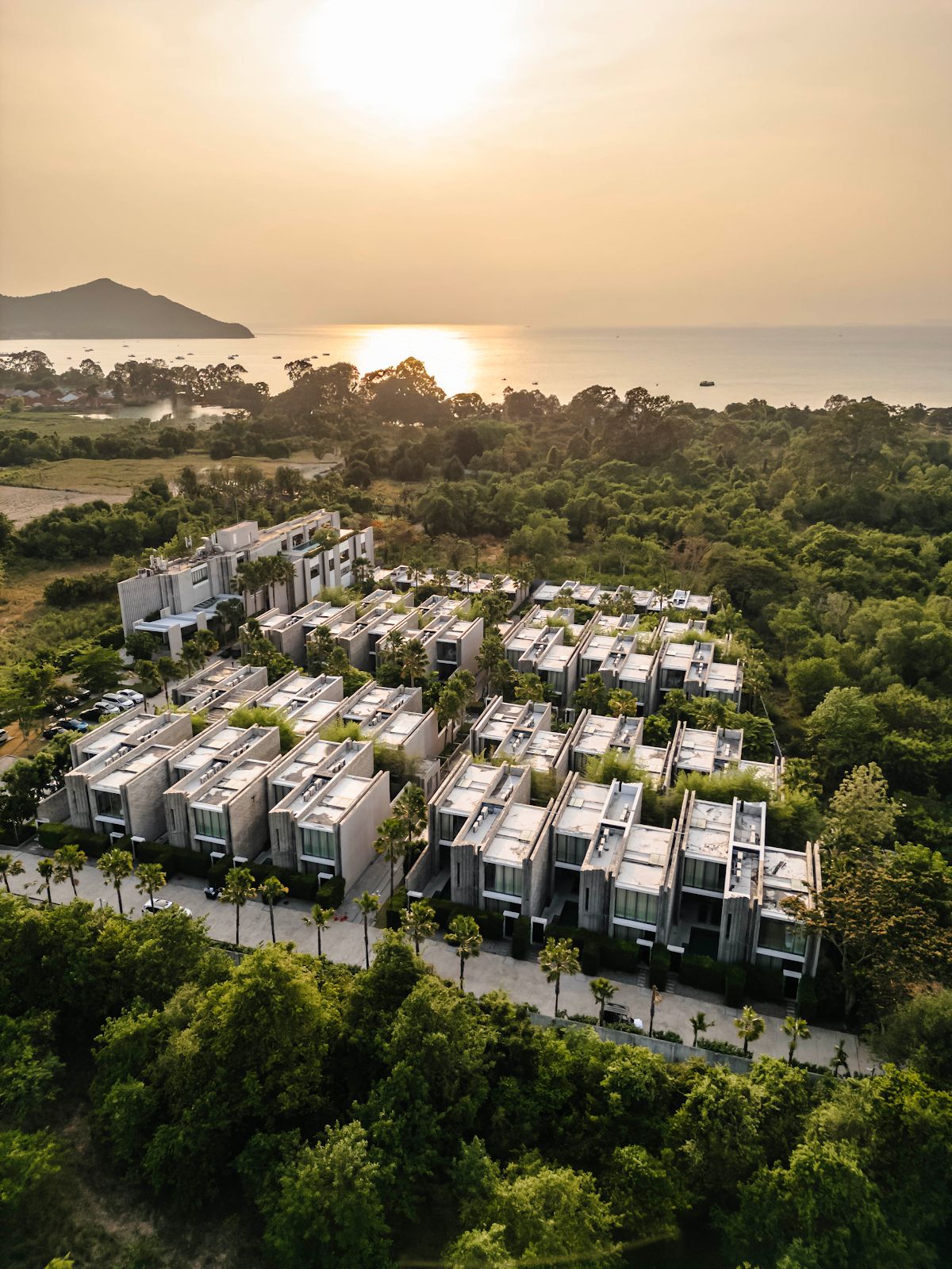 X2 Pattaya Oceanphere exterior in South Pattaya